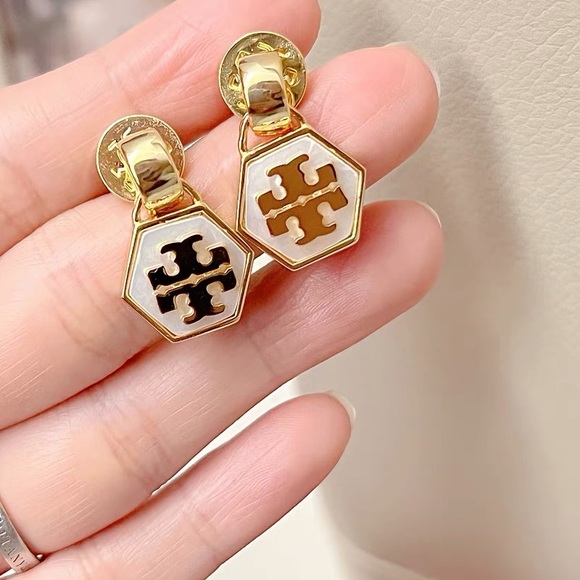 Tory Burch White Hexagon Logo Drop Earrings - Picture 3 of 8